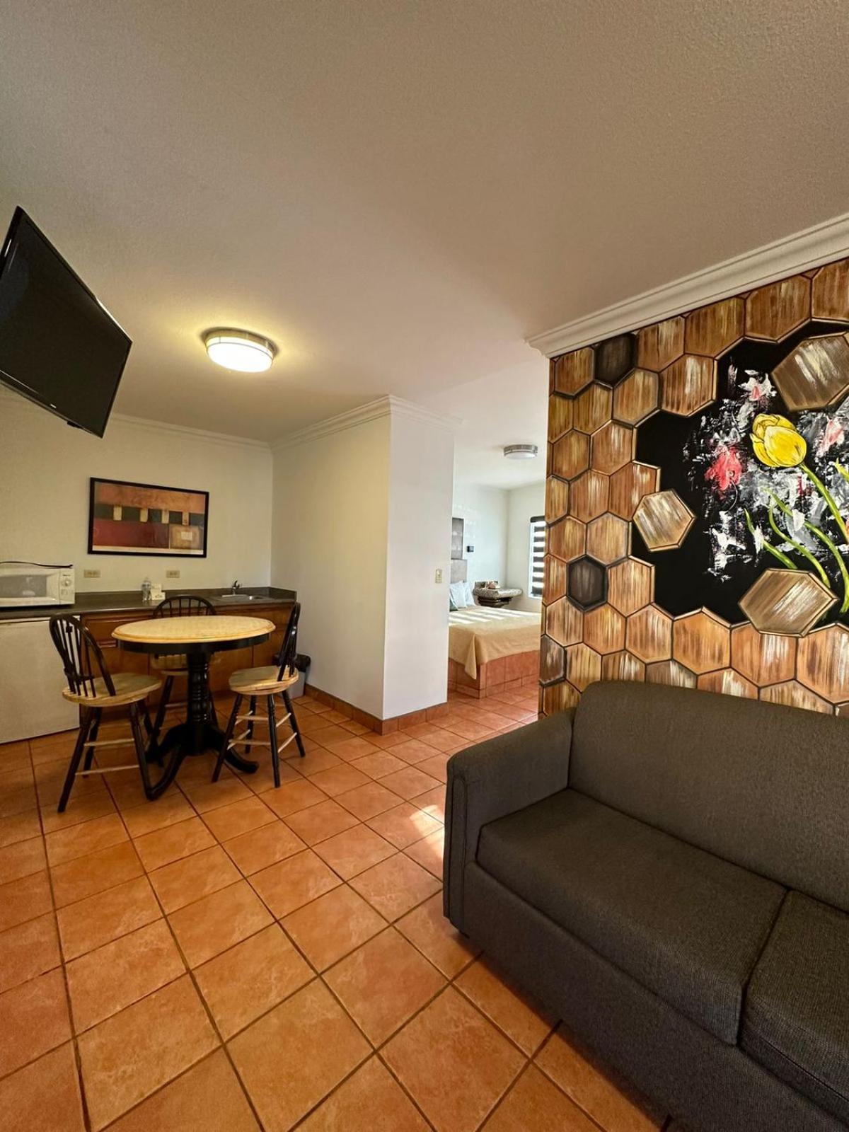 Hotel Colonial De Nogales Nogales  Екстериор снимка