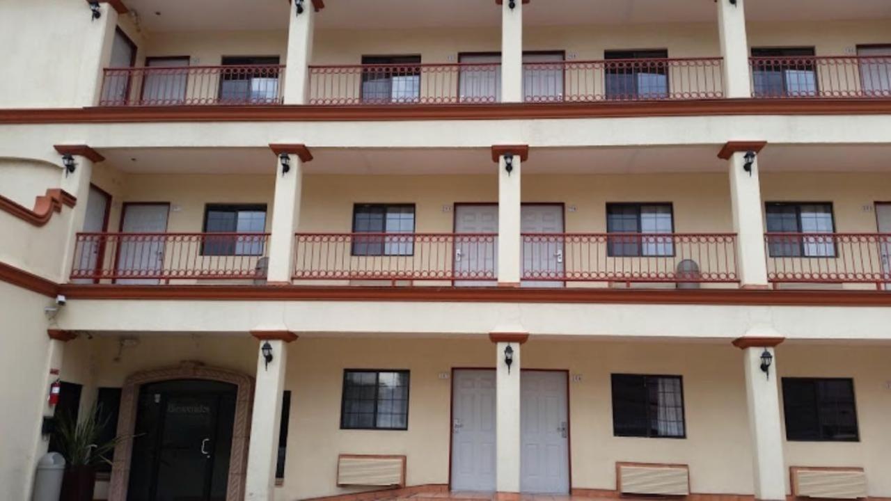 Hotel Colonial De Nogales Nogales  Екстериор снимка